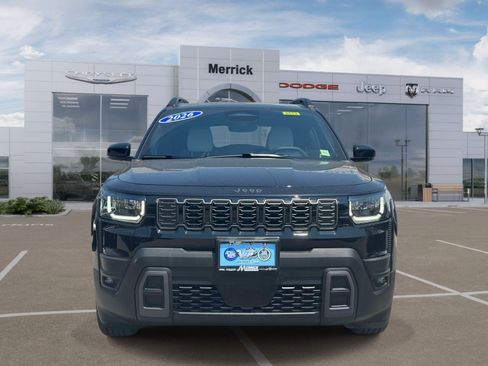Used 2026 Jeep Cherokee Limited AWD/4WD image 3