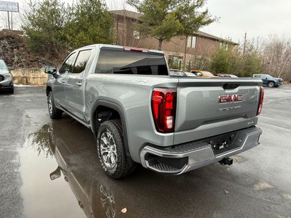 New 2026 GMC Sierra 1500 SLE w/ Max Trailering Package