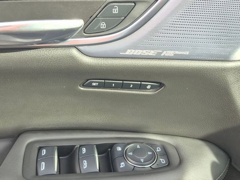 Used 2025 Cadillac XT6 Premium Luxury image 72