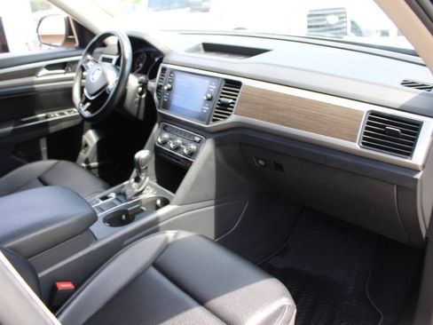 Used 2019 Volkswagen Atlas SE FWD image 13