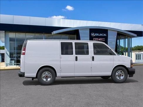 New 2026 GMC Savana 2500 w/ Driver Convenience Package RWD image 5