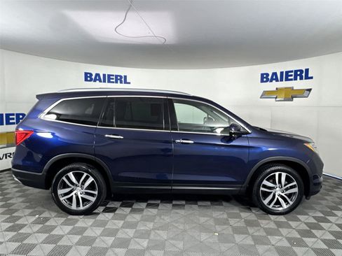Used 2018 Honda Pilot Touring image 6