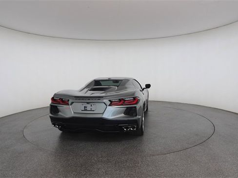 Used 2022 Chevrolet Corvette Stingray Convertible w/ 1LT image 17