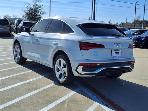 Used 2021 Audi Q5 Prestige image 2