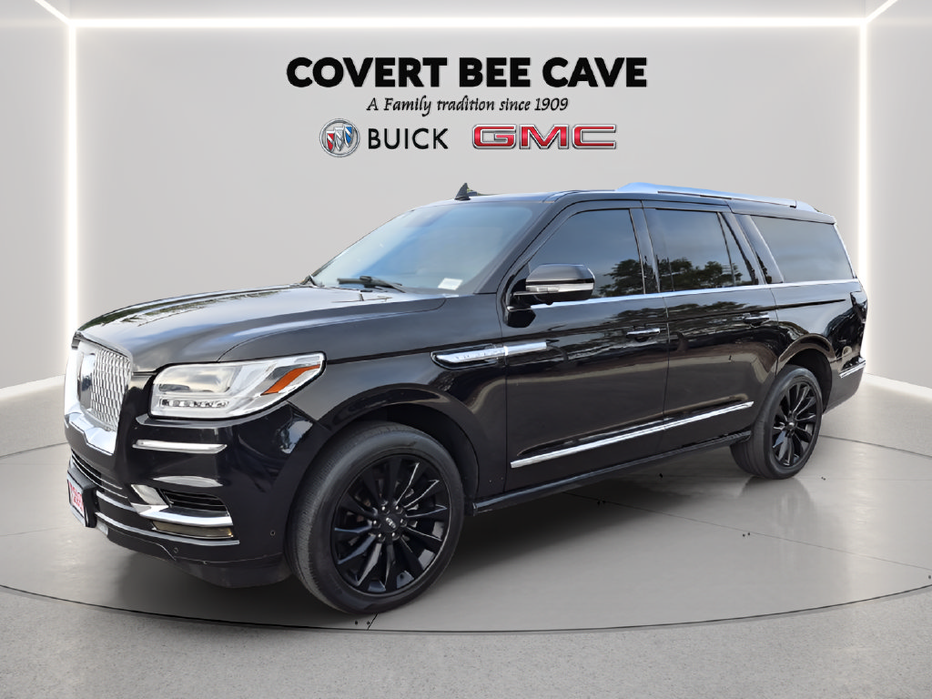 Used 2021 Lincoln Navigator L Reserve AWD/4WD image 3