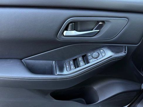 New 2026 Nissan Rogue SV AWD/4WD image 19