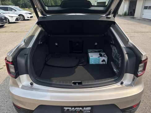 Used 2024 Polestar Polestar 2 AWD/4WD image 8