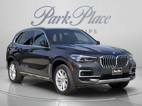Used 2023 BMW X5 xDrive45e AWD/4WD image 6