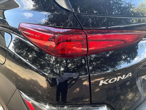 Certified 2023 Hyundai Kona SEL w/ Convenience Package AWD/4WD image 27