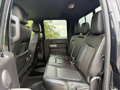 Used 2015 Ford F250 Lariat w/ Lariat Ultimate Package AWD/4WD image 17