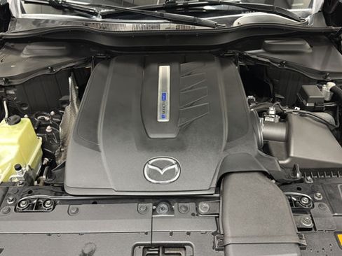 Used 2024 MAZDA CX-90 Plug-In Hybrid w/ Premium Pkg AWD/4WD image 29