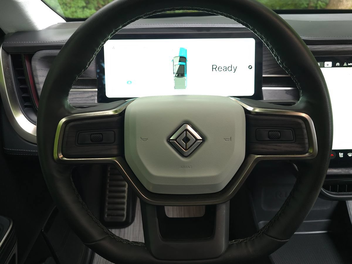 Used 2023 Rivian R1T Adventure Dual AWD/4WD image 30