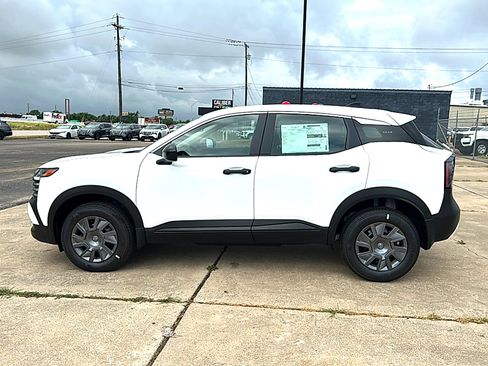 New 2026 Nissan Kicks S FWD image 5