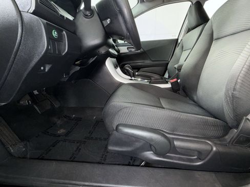 Used 2015 Honda Accord LX image 14