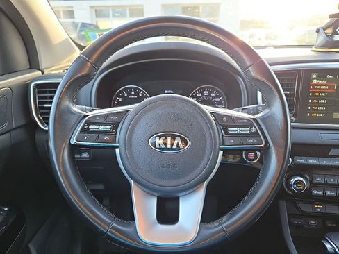 Used 2020 Kia Sportage EX image 25