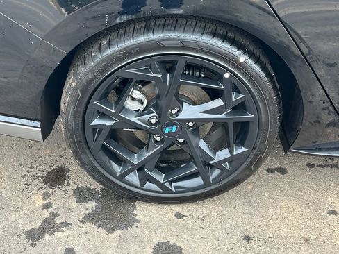 New 2025 Hyundai Elantra N Line image 17