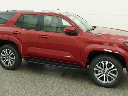New 2026 Toyota 4Runner Limited AWD/4WD image 12