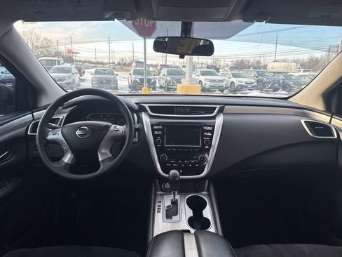 Used 2016 Nissan Murano S image 18