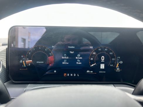 Used 2025 Ford Mustang Premium RWD image 17