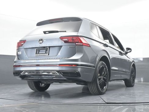 Used 2022 Volkswagen Tiguan SE R-Line image 66