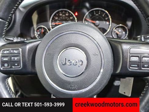 Used 2017 Jeep Wrangler Unlimited Sahara image 49