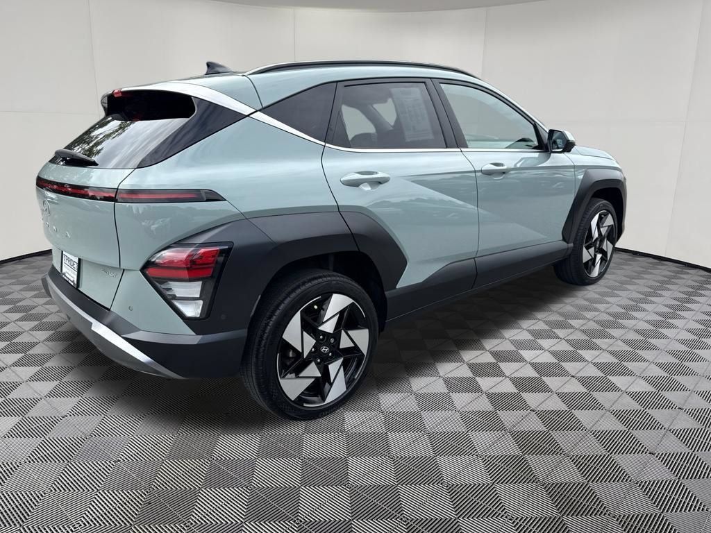 Used 2024 Hyundai Kona Limited AWD/4WD image 5