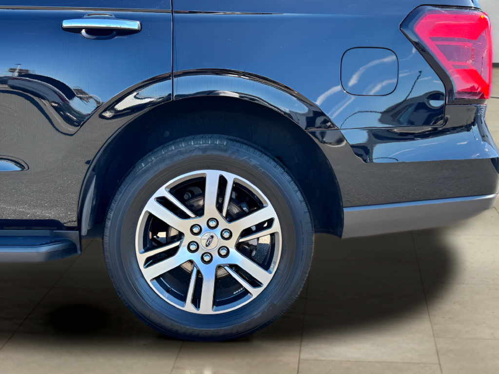 Used 2024 Ford Expedition Limited RWD image 41
