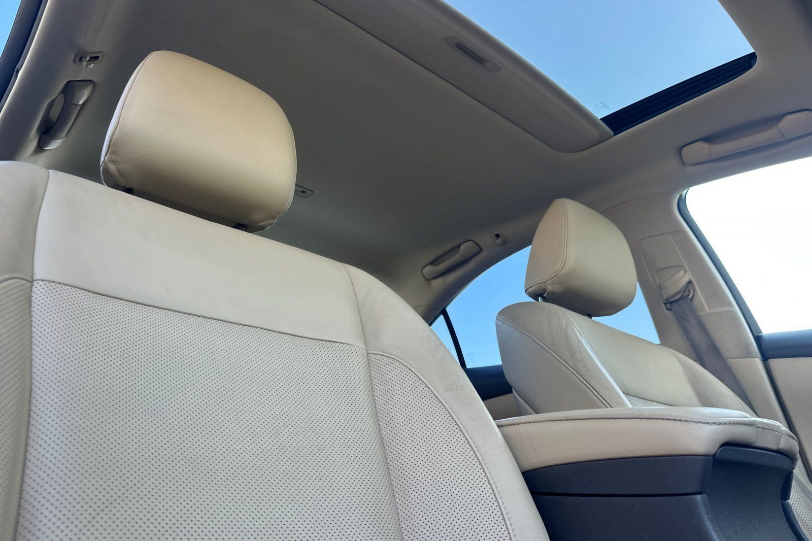 Used 2007 Lexus ES 350 w/ Premium Plus Pkg FWD image 16