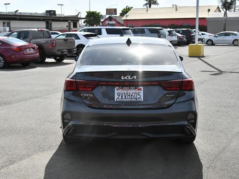 Used 2024 Kia Forte GT-Line w/ GT-Line Premium Package FWD image 7