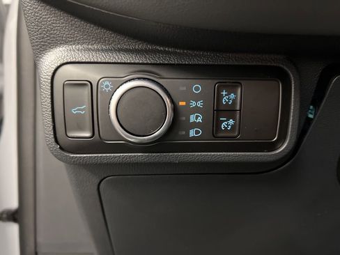 New 2026 Ford Explorer Active image 24