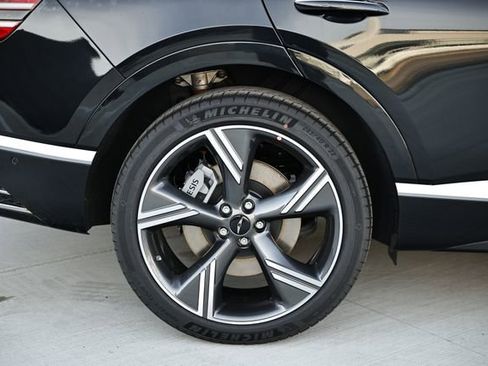 New 2026 Genesis GV80 2.5T Prestige image 6