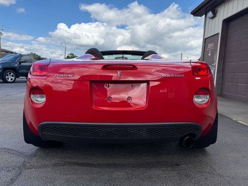 Used 2006 Pontiac Solstice Convertible w/ Premium Package RWD image 26
