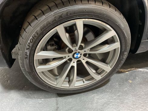 Used 2018 BMW X5 xDrive50i AWD/4WD image 17