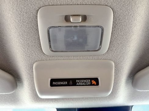 Used 2024 Mitsubishi Mirage ES FWD image 34