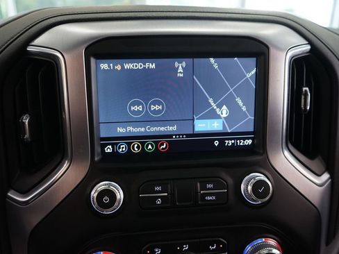 Used 2019 GMC Sierra 1500 SLT w/ SLT Premium Plus Package AWD/4WD image 38