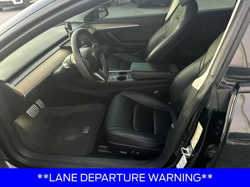 Used 2022 Tesla Model 3 Performance image 9