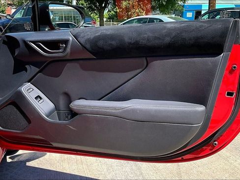 Used 2025 Toyota GR86 Premium w/ ALL Weather Mat Package (TMS) RWD image 27