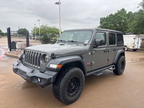 Used 2019 Jeep Wrangler Unlimited Sport S image 1