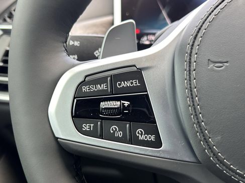 Used 2026 BMW X5 xDrive50e w/ Executive Package image 9