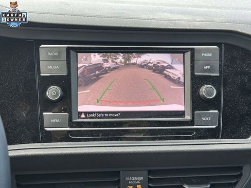 Used 2024 Volkswagen Jetta Sport FWD image 27