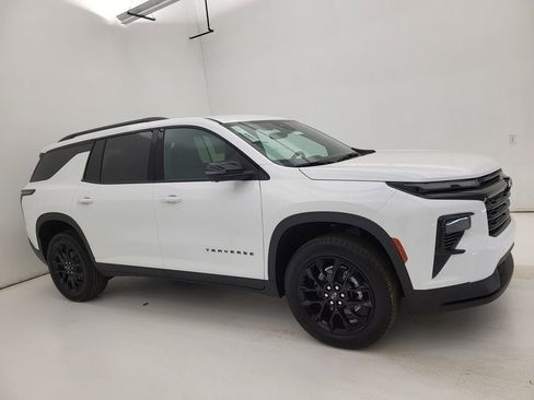 New 2026 Chevrolet Traverse LT w/ Midnight/Sport Edition image 1