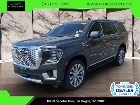 Used 2021 GMC Yukon Denali w/ Denali Premium Package AWD/4WD image 1