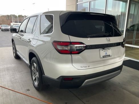 New 2025 Honda Pilot EX-L image 22