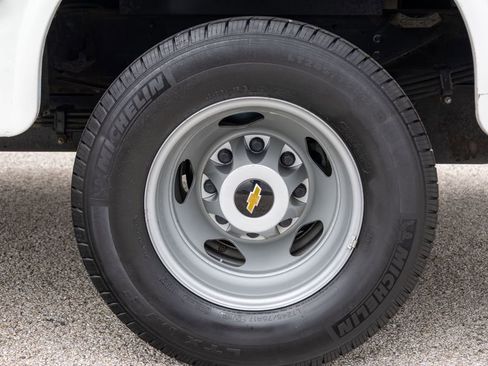 Used 2022 Chevrolet Silverado 3500 W/T w/ WT Convenience Package image 19