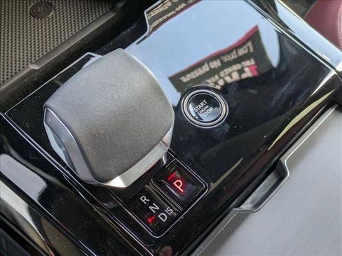 Certified 2025 Land Rover Range Rover Sport Dynamic SE image 12