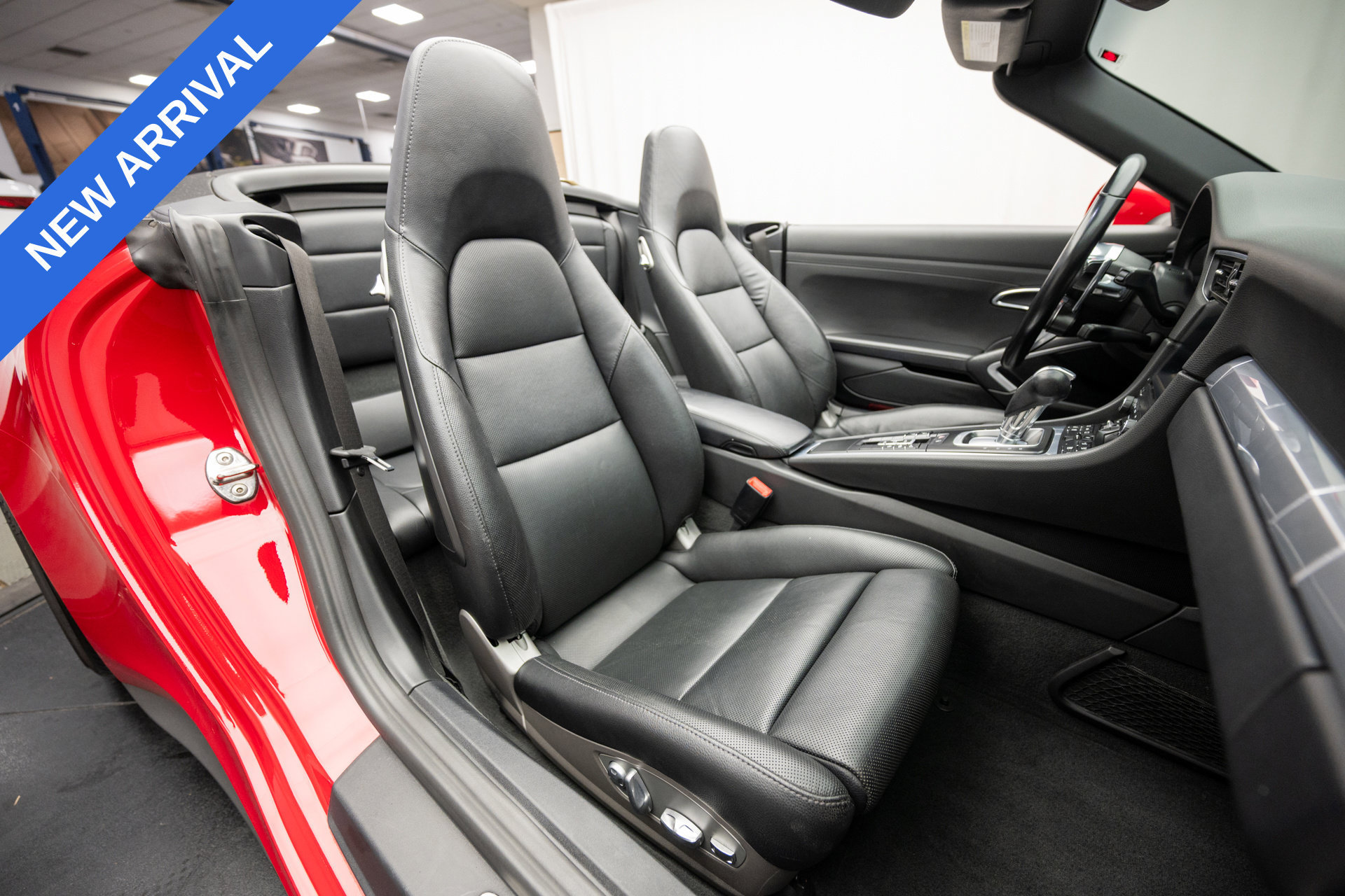 Used 2017 Porsche 911 Carrera 4 AWD/4WD image 15