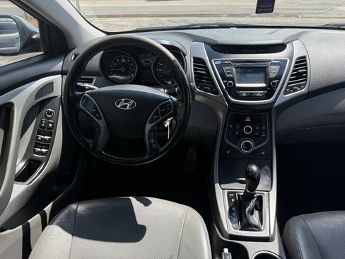 Used 2015 Hyundai Elantra Limited FWD image 16
