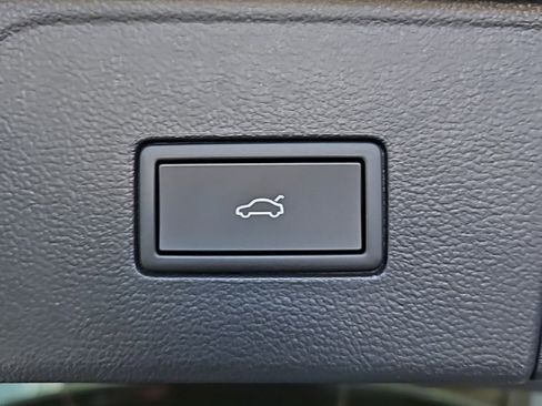 New 2026 Volkswagen Atlas SEL Premium R-Line image 21