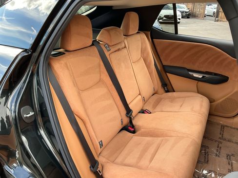 Used 2023 Lexus RZ 450e Premium image 21