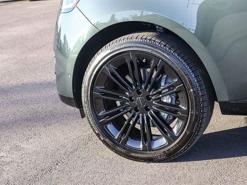 New 2026 Land Rover Range Rover SE AWD/4WD image 9